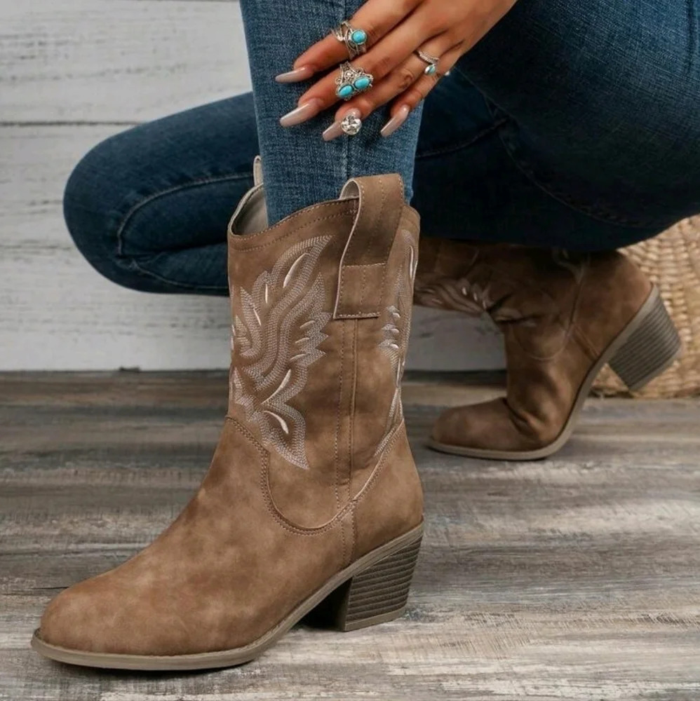 Women's Brown Embroidered Western Ankle Boots, Cowboy Boots